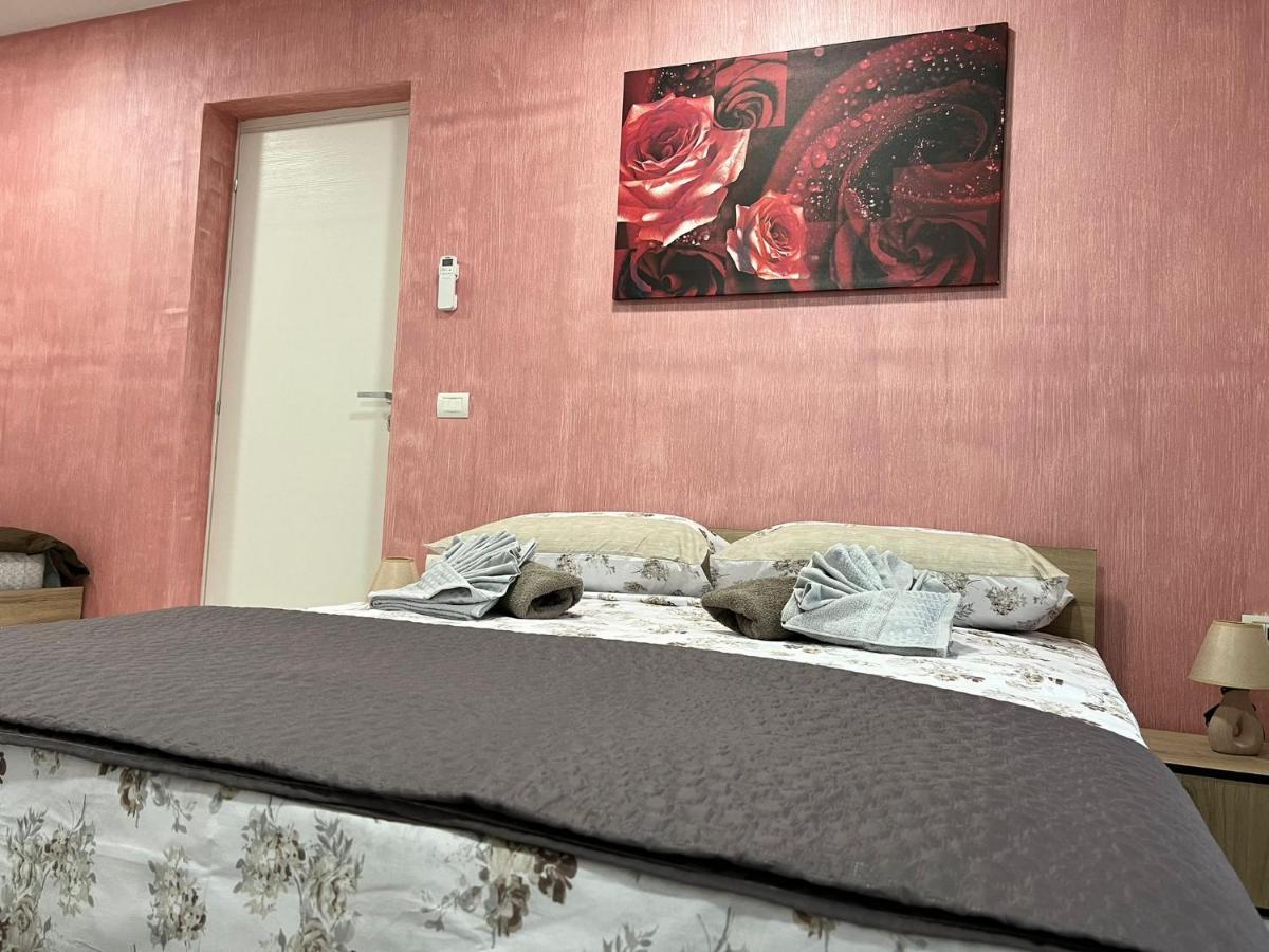 L'Oasi Del Raganello Bed and Breakfast Civita Eksteriør billede