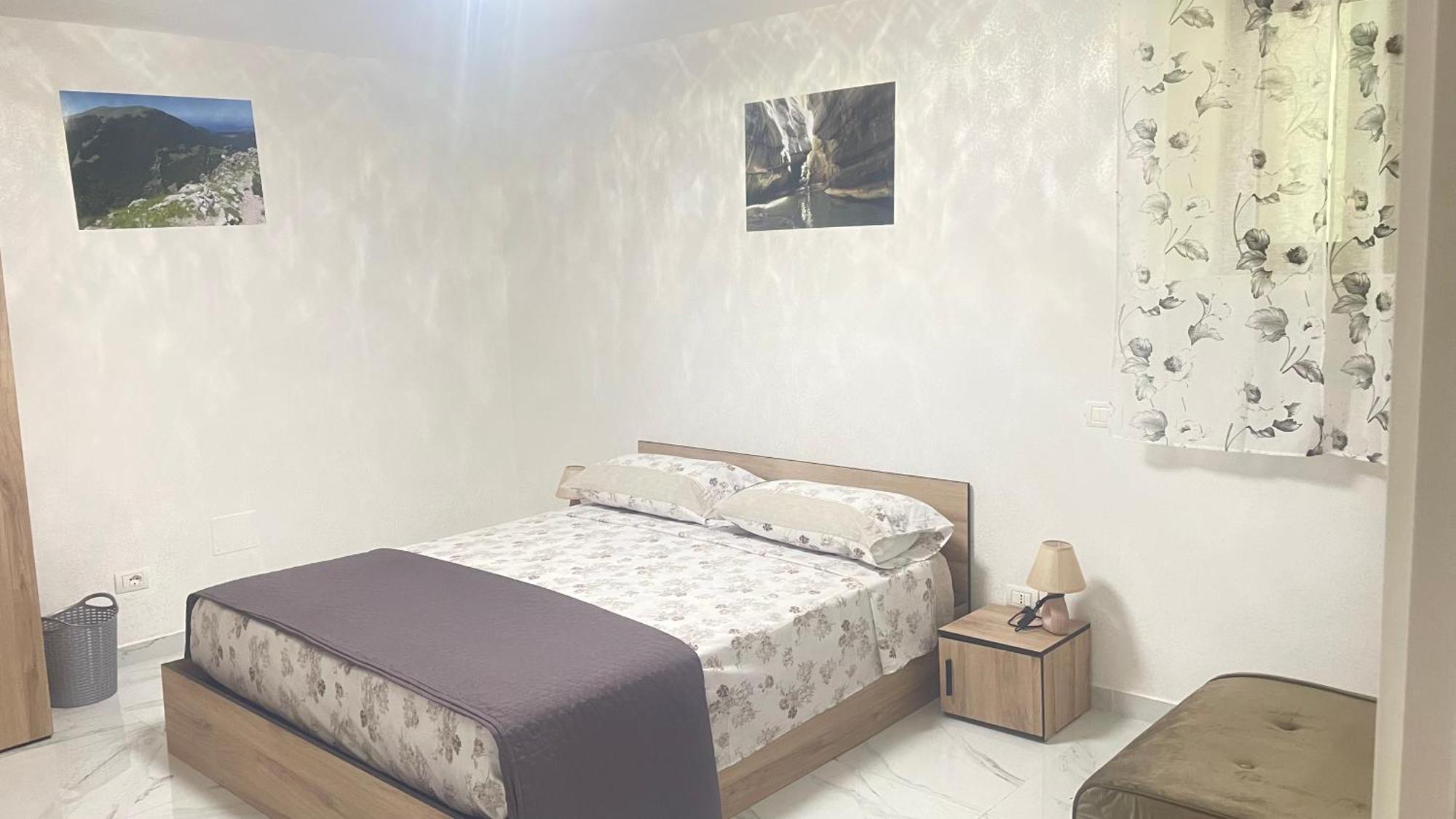 L'Oasi Del Raganello Bed and Breakfast Civita Eksteriør billede