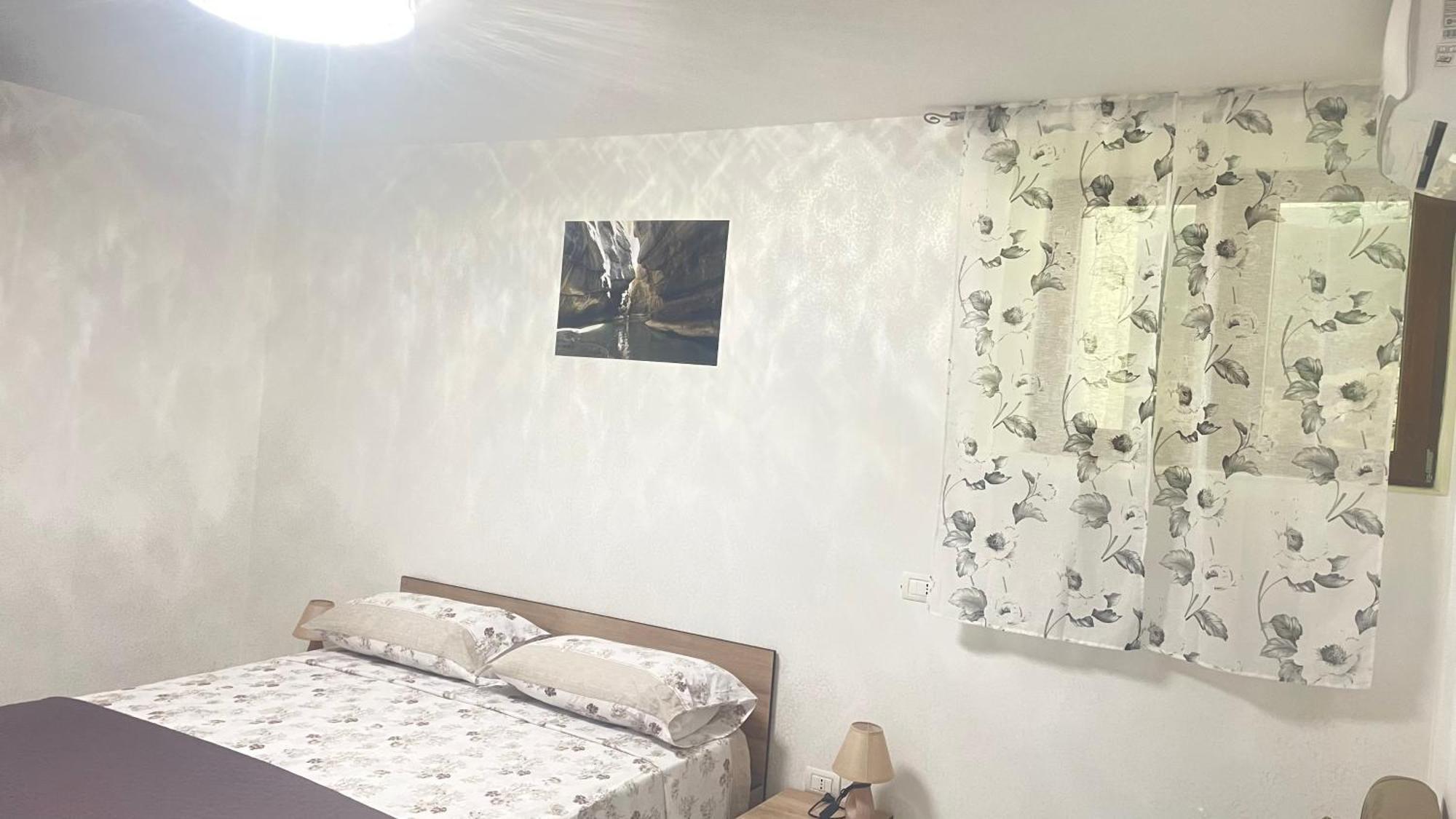 L'Oasi Del Raganello Bed and Breakfast Civita Eksteriør billede